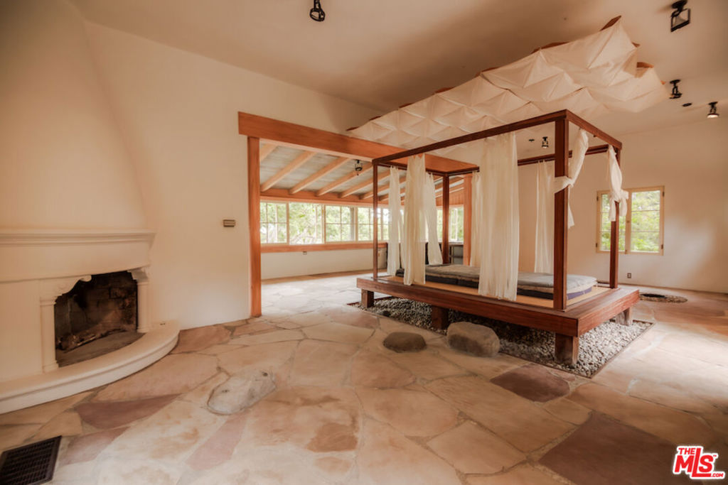 405 Toro Canyon Road