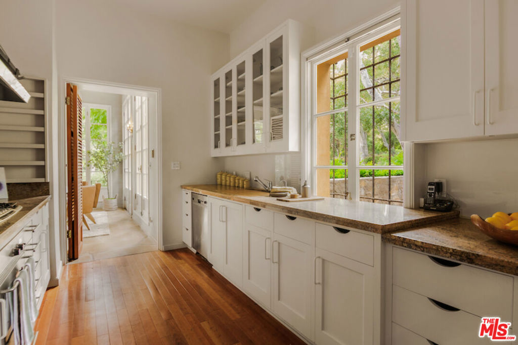 405 Toro Canyon Road