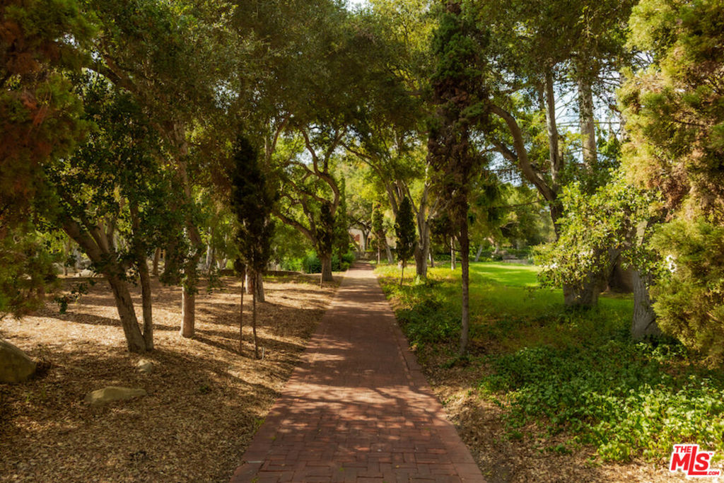 405 Toro Canyon Road