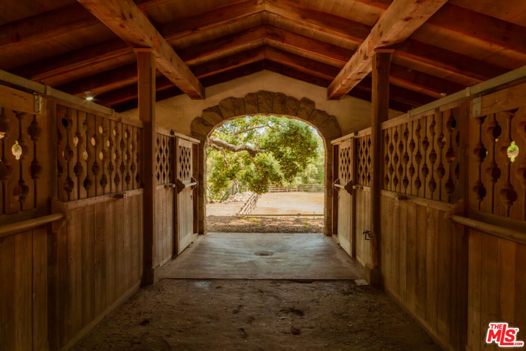 405 Toro Canyon Road