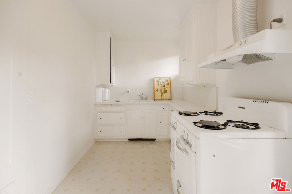 405 Toro Canyon Road