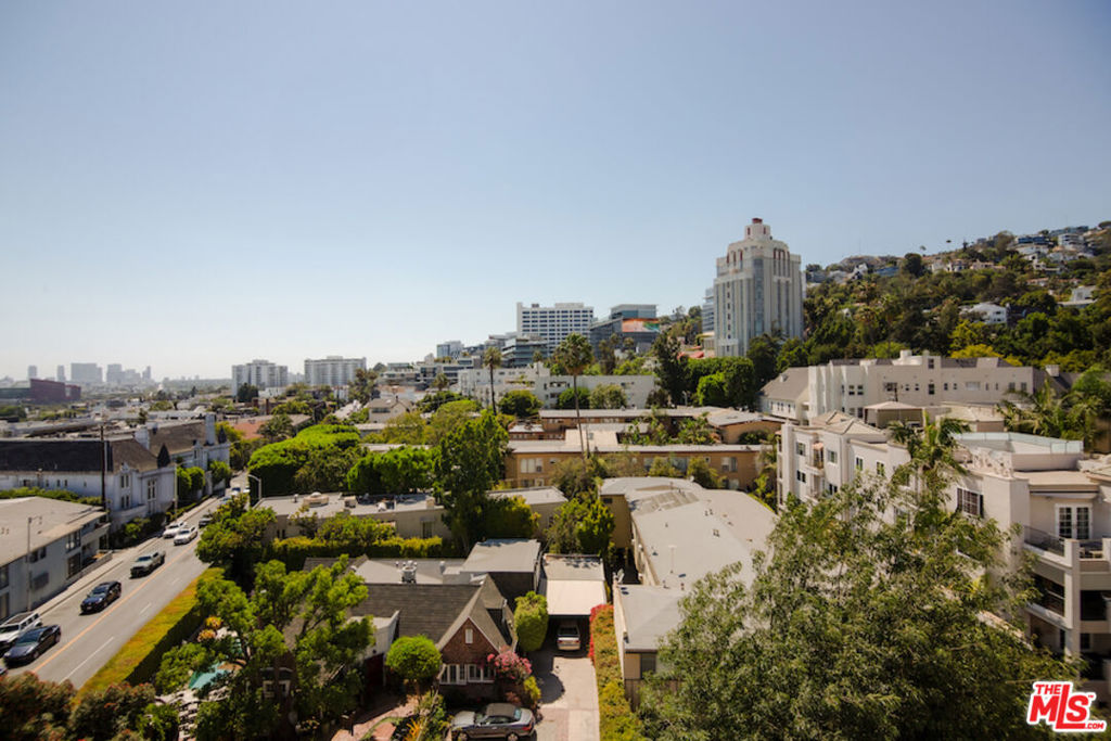 1302 Sweetzer Avenue 603