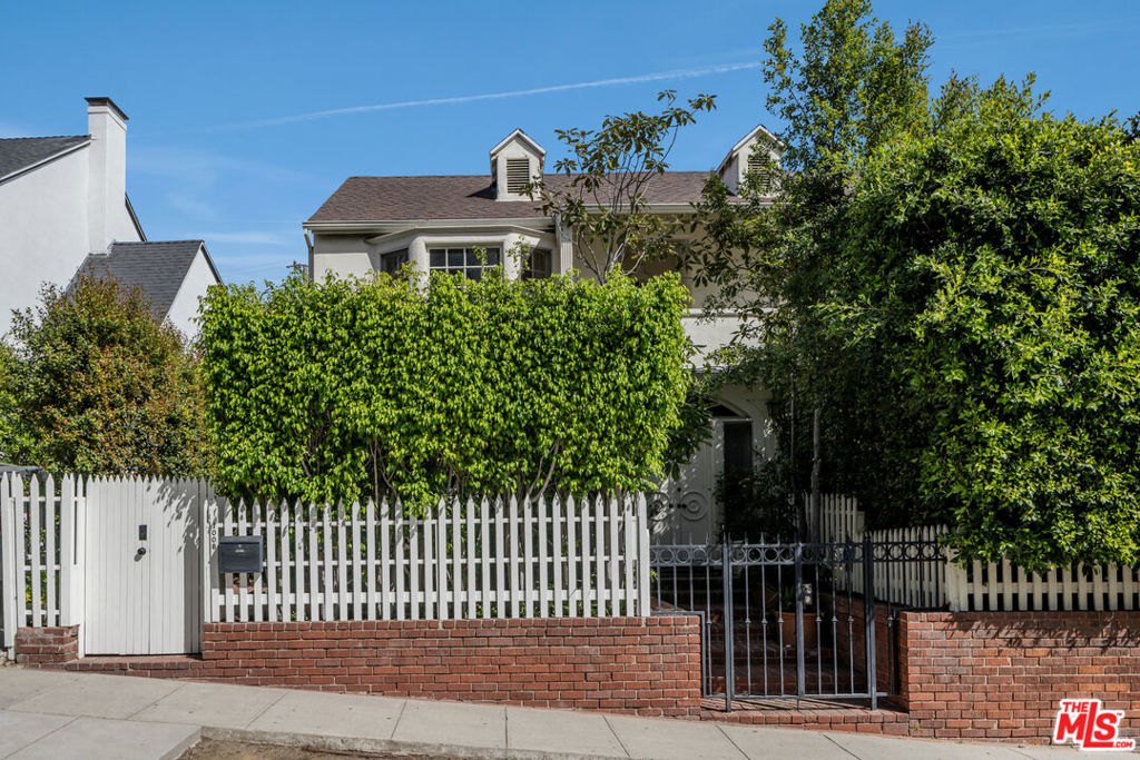 1004 Cory Avenue