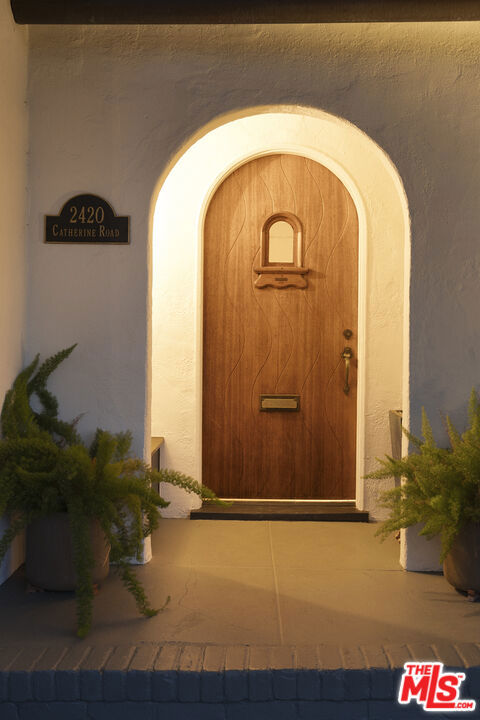 2420 Catherine Road