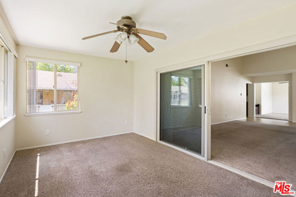 44122 Village 44
