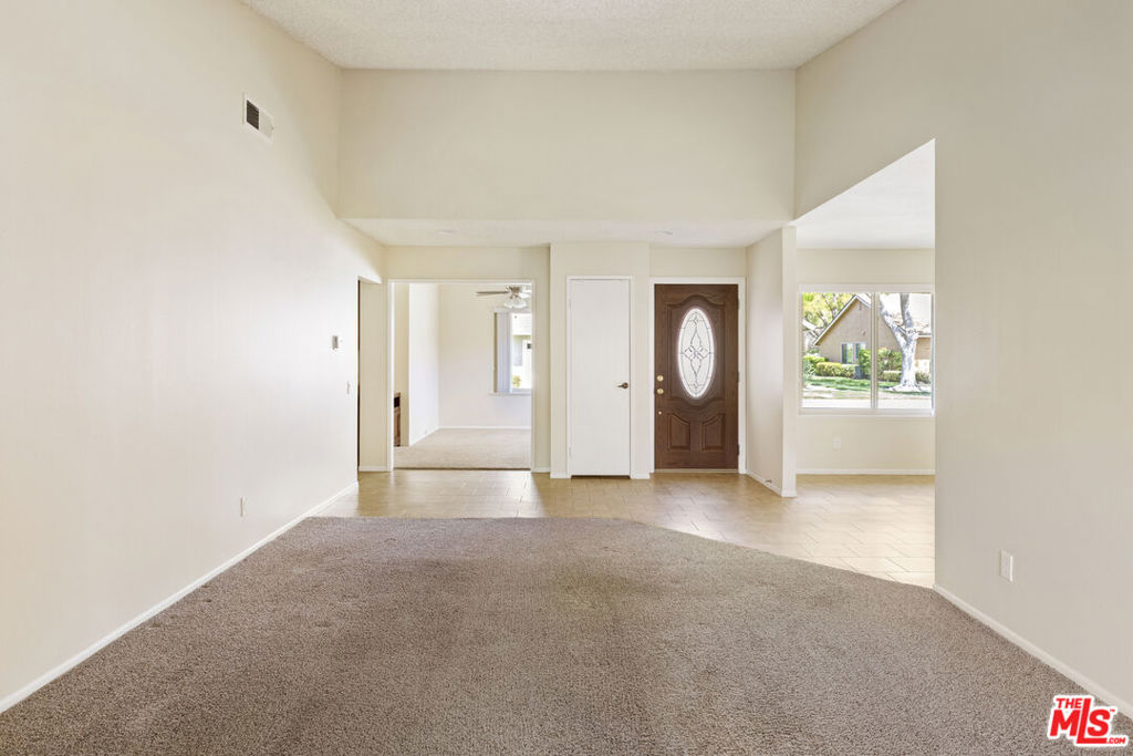 44122 Village 44