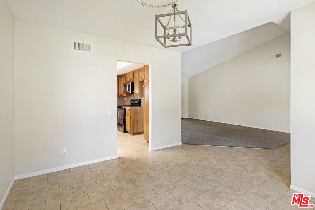 44122 Village 44