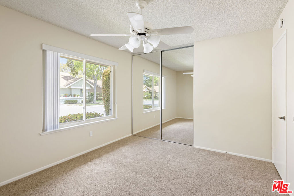 44122 Village 44