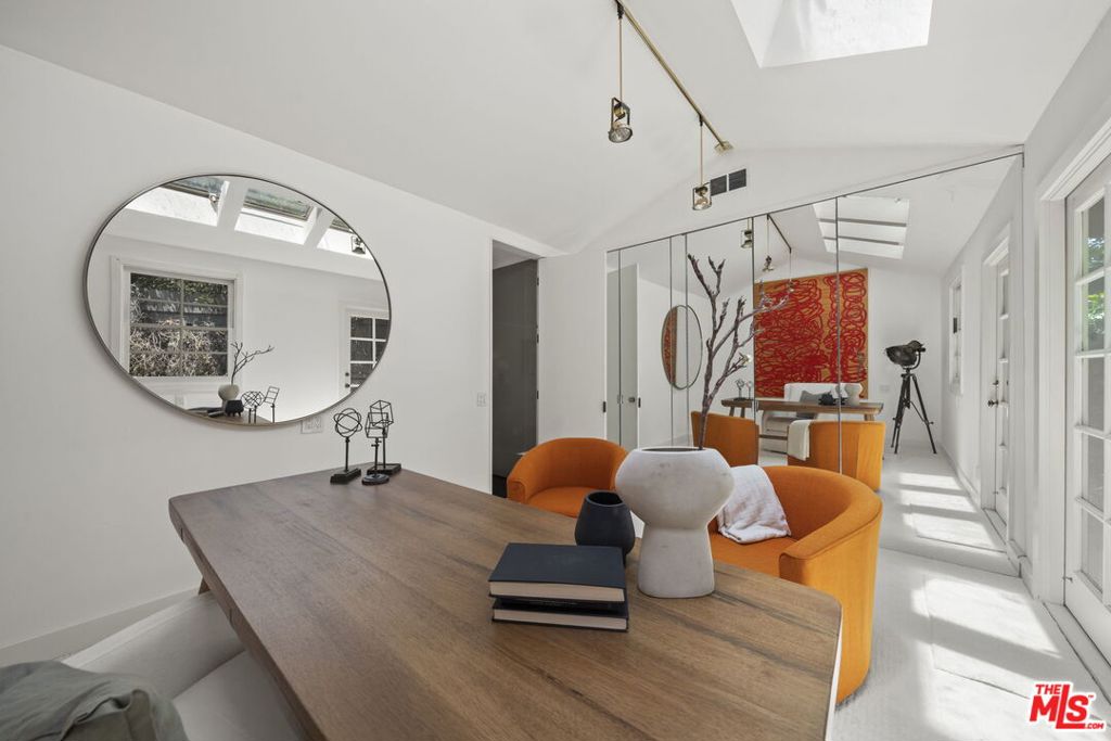 3 Latimer Road