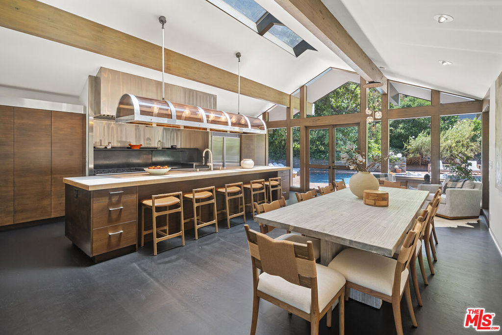3 Latimer Road