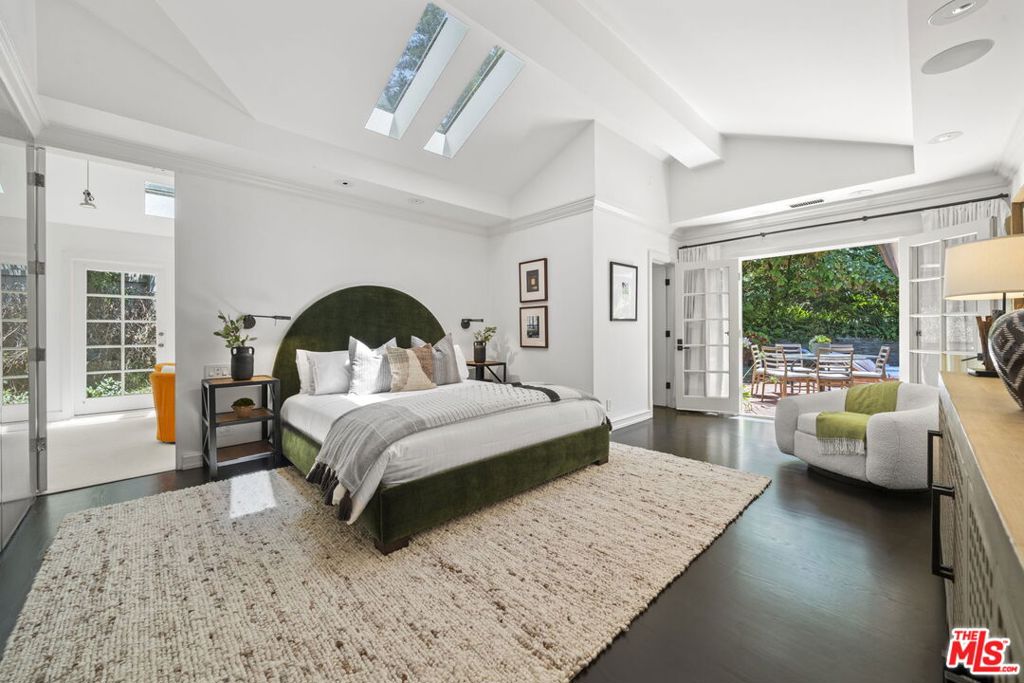 3 Latimer Road