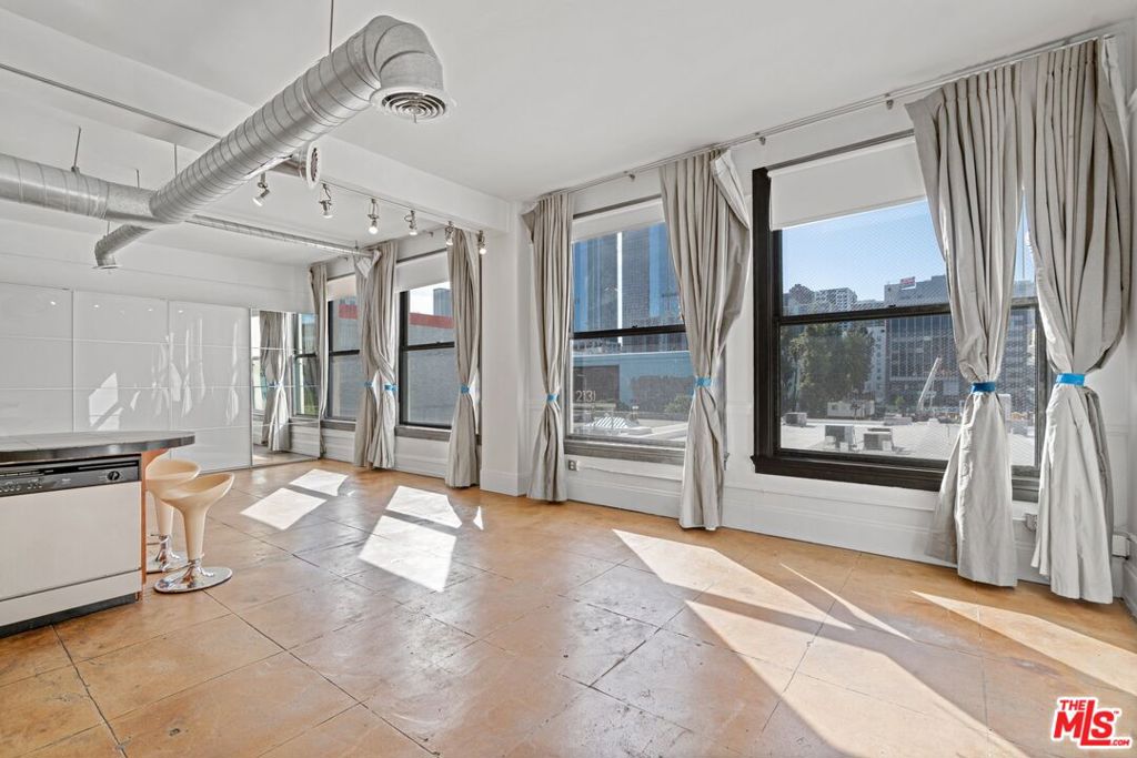 108 W 2nd Street 311