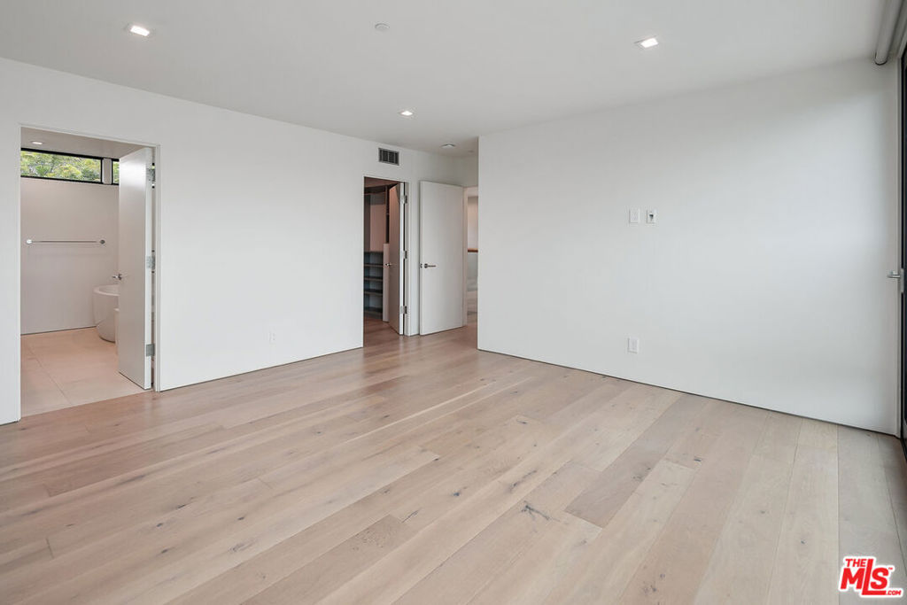 3104 7th Street