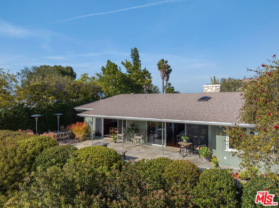 3823 Cody Road
