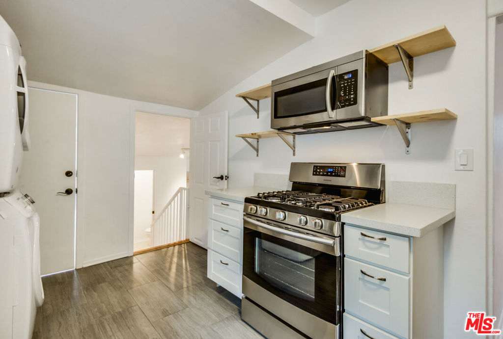 1742 W 36th Street