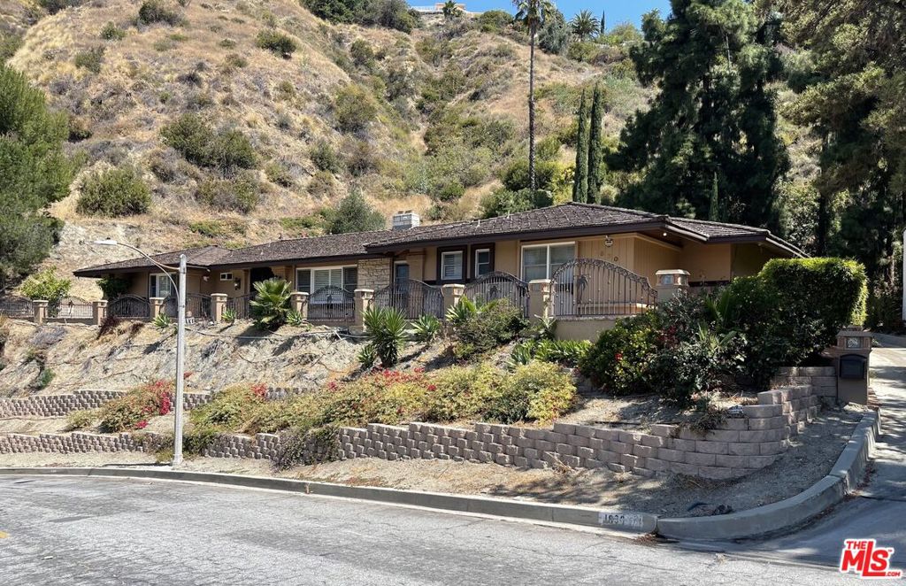1830 Maginn Drive