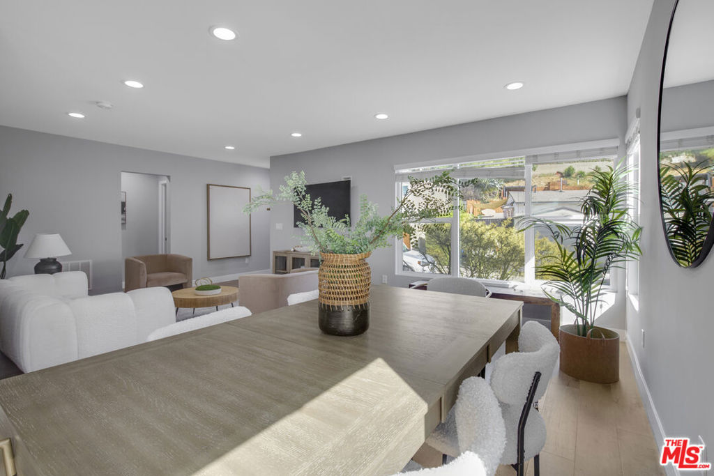 1239 Stone Street