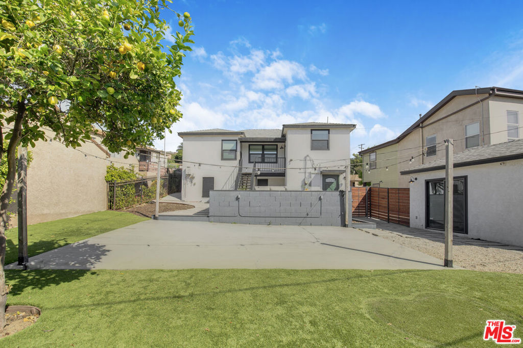 1239 Stone Street