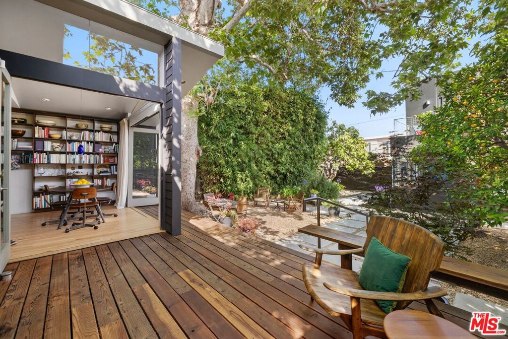 712 Copeland Court
