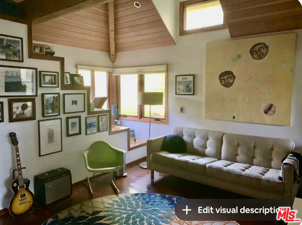 1421 Fernwood Pacific Drive