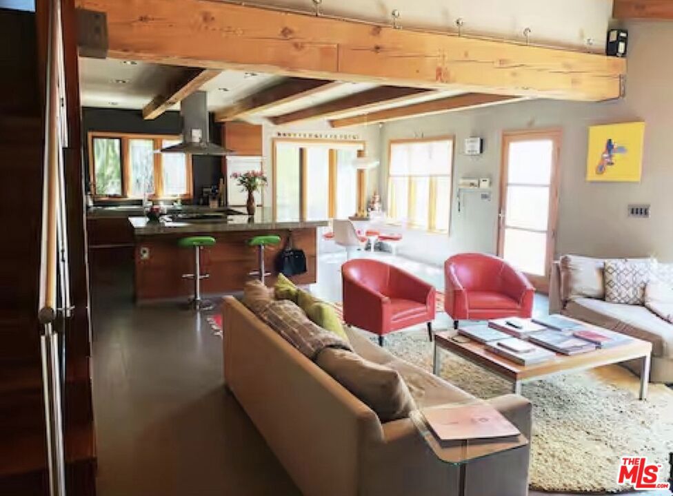 1421 Fernwood Pacific Drive