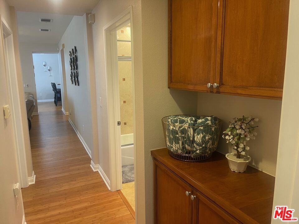 5625 Crescent Parkway 106