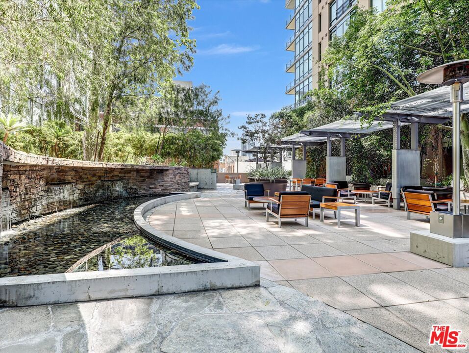 1111 S Grand Avenue 412