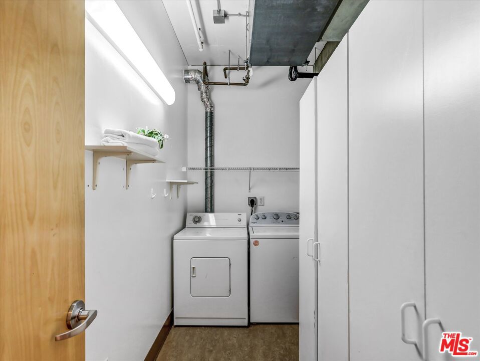 1111 S Grand Avenue 412