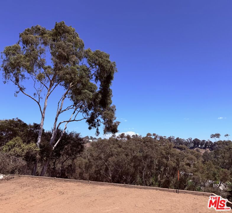 824 Chautauqua Boulevard