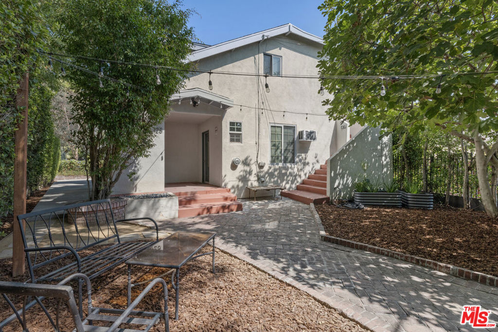 128 S Hoover Street