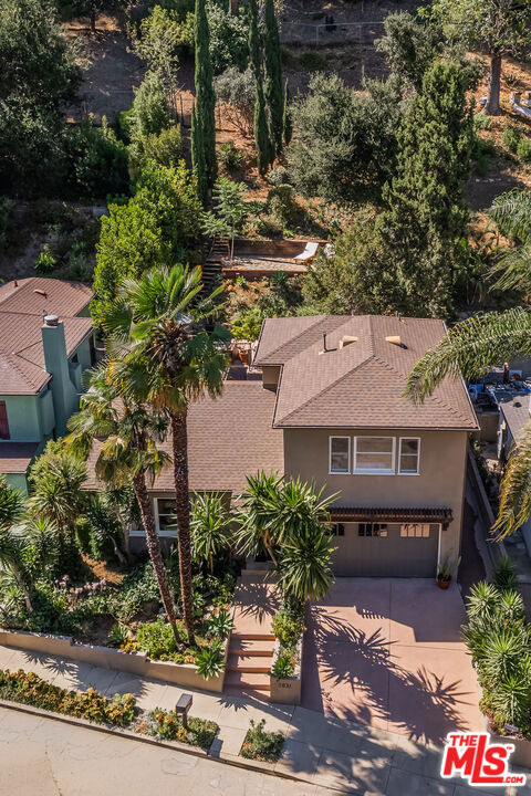 3831 Broadlawn Drive