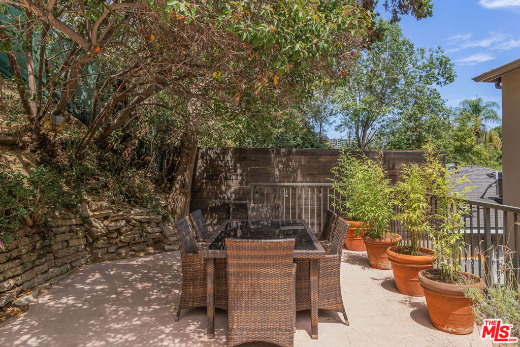3831 Broadlawn Drive