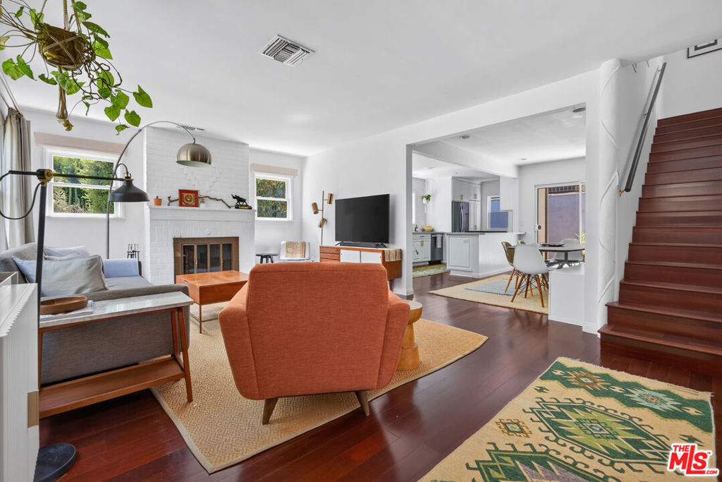 3831 Broadlawn Drive