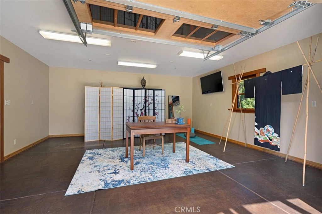 607 E Grandview Avenue