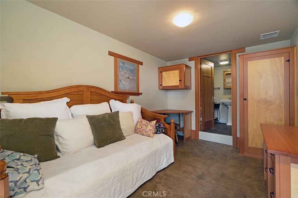 607 E Grandview Avenue