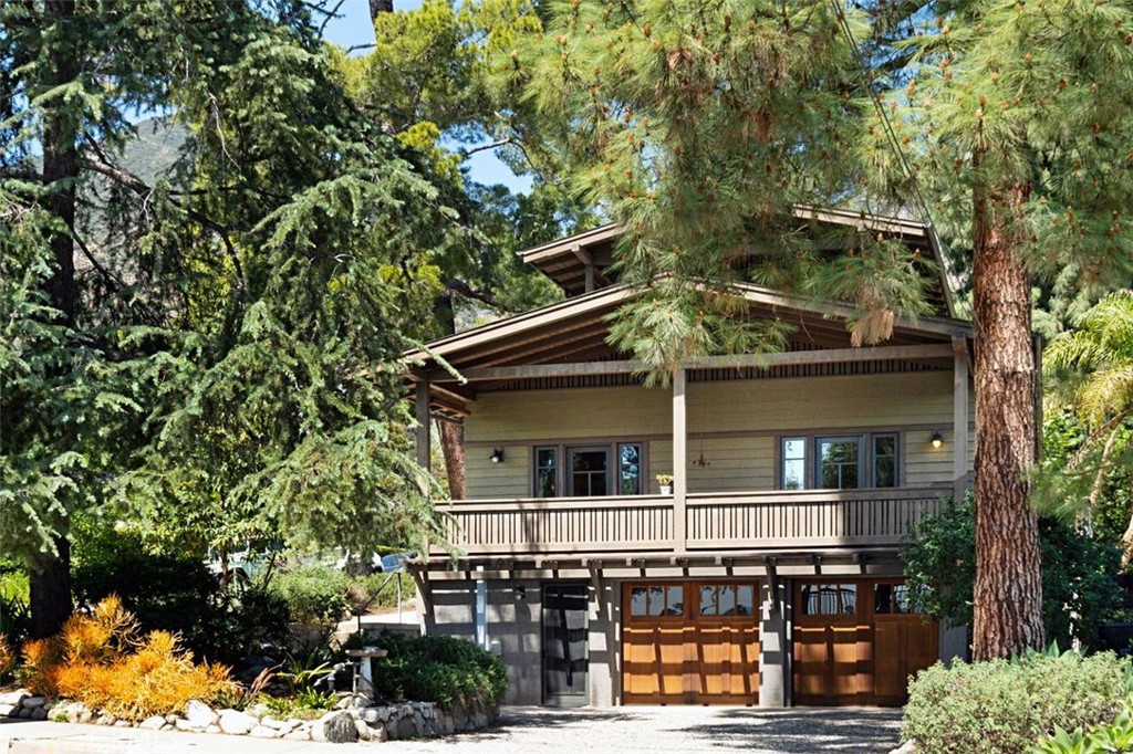 607 E Grandview Avenue