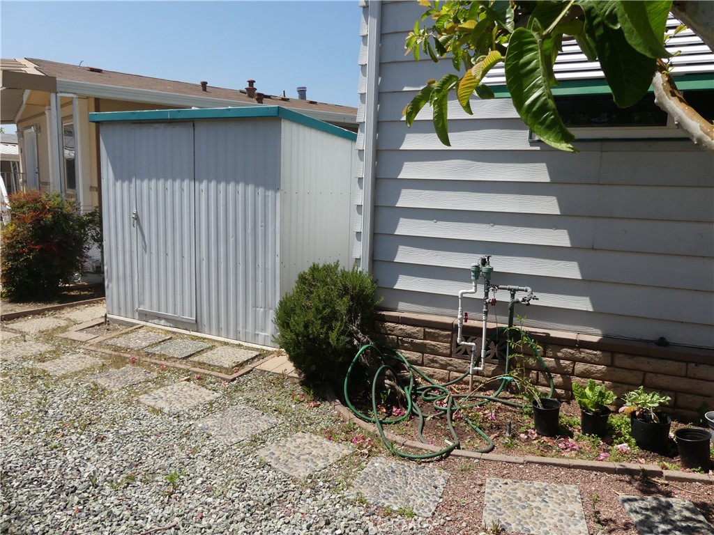 416 Jeffries Avenue Unit: 15