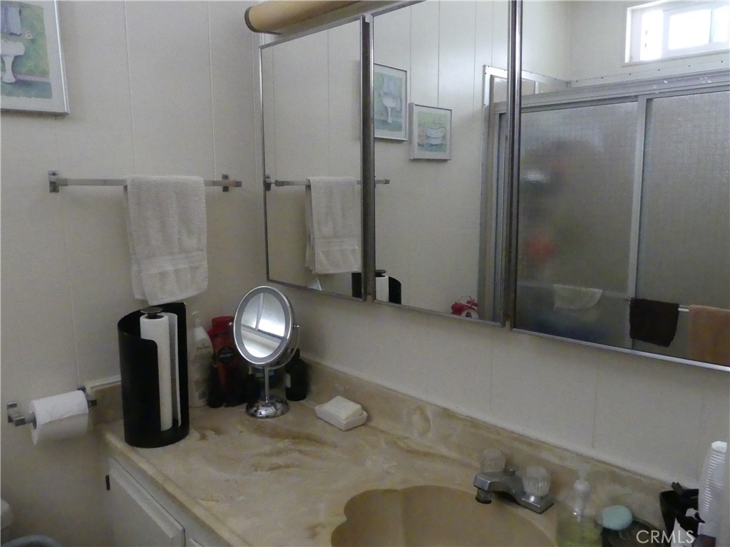 416 Jeffries Avenue Unit: 15