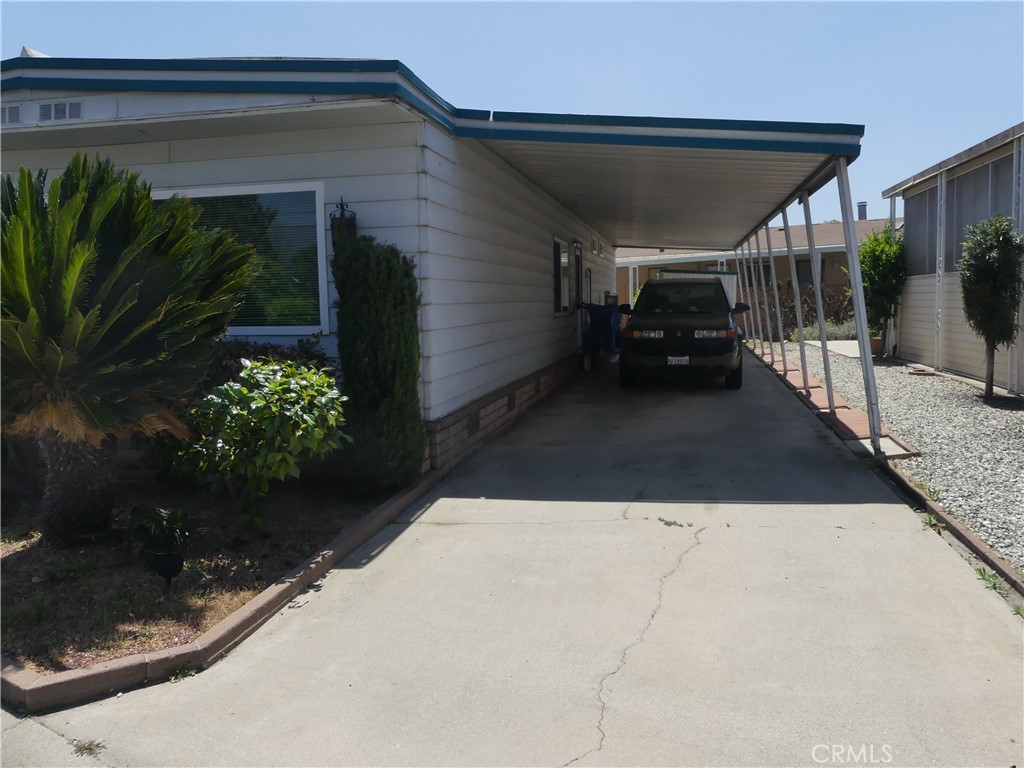 416 Jeffries Avenue Unit: 15