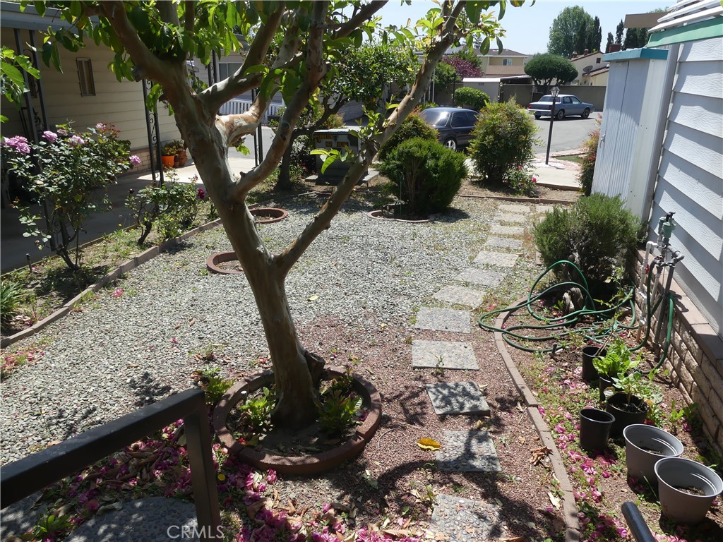 416 Jeffries Avenue Unit: 15