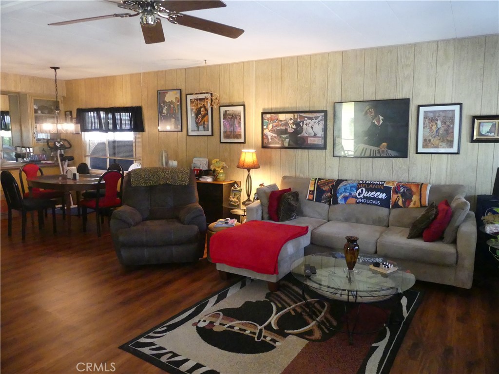 416 Jeffries Avenue Unit: 15