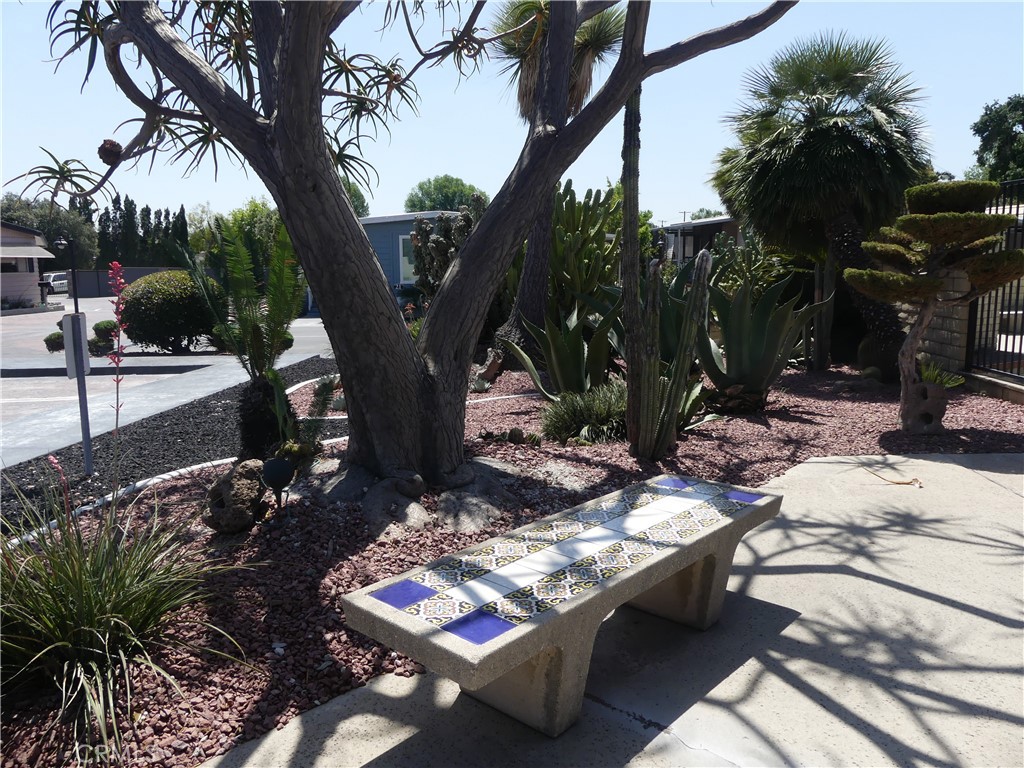 416 Jeffries Avenue Unit: 15