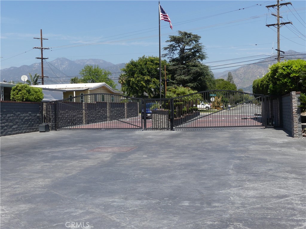 416 Jeffries Avenue Unit: 15