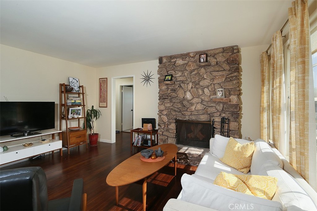 522 La Casita Lane