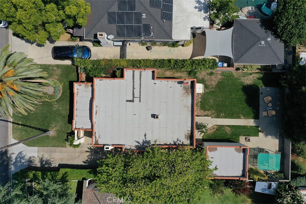 348 N. Alta Vista Ave.