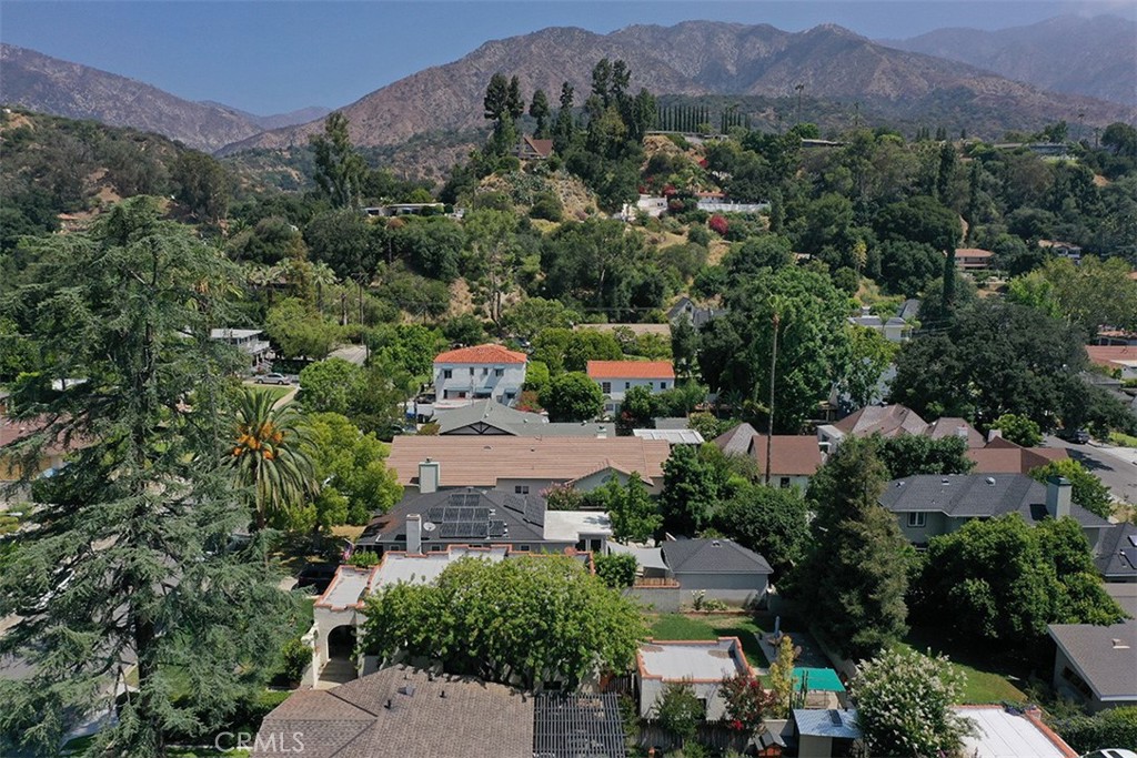 348 N. Alta Vista Ave.