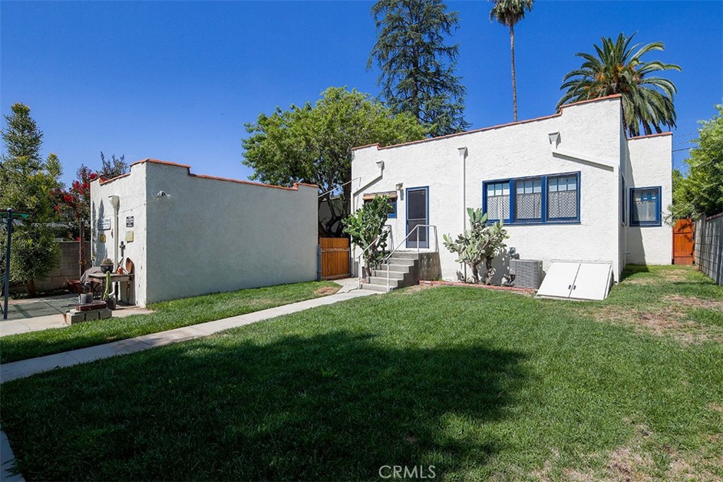 348 N. Alta Vista Ave.