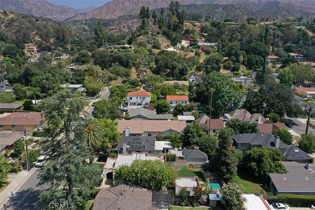 348 N. Alta Vista Ave.