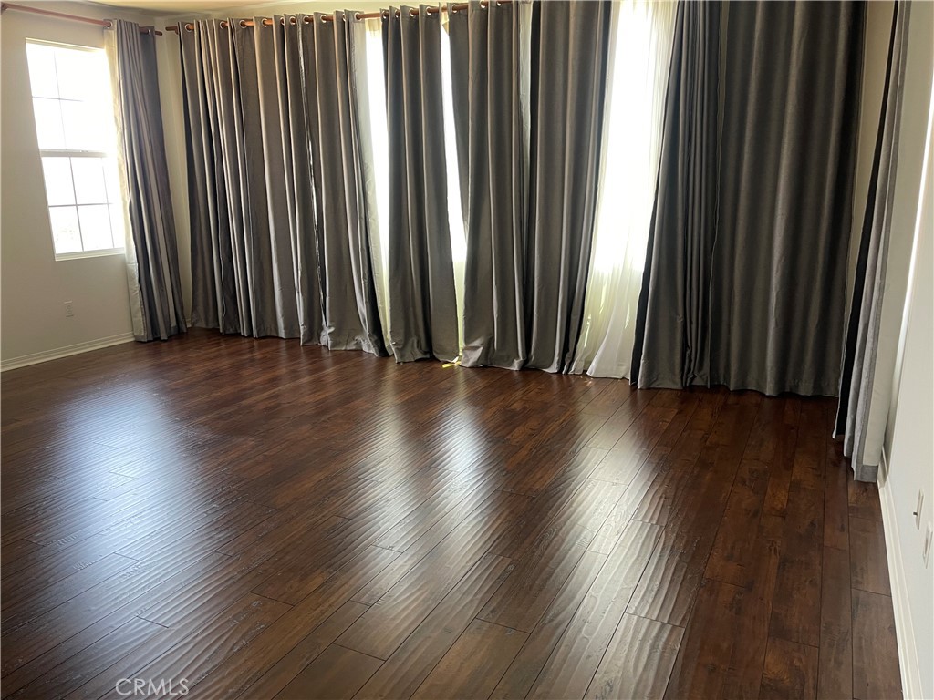 898 E Weeping Willow Drive