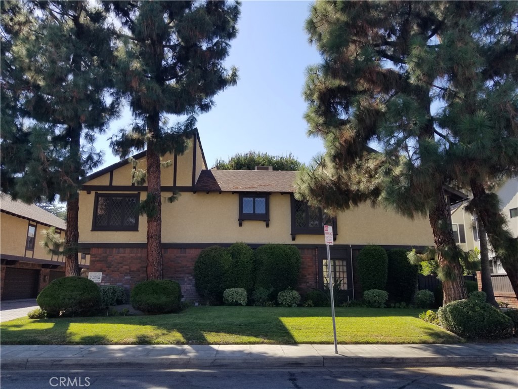 503 W Duarte Road Unit: 4